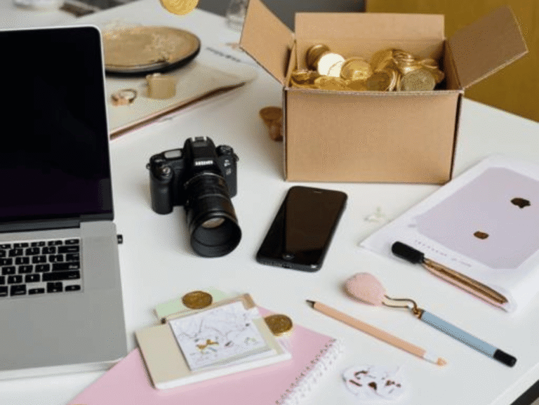 13 SIDE HUSTLES THAT AREN’T CUSTOMER SERVICE