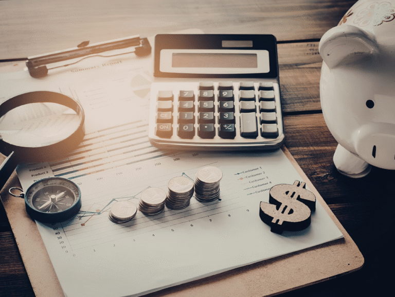 How to Budget Effectively Using the 70-20-10 Rule